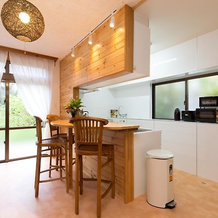 South Window Onna-Son Apartment Nakama  Bagian luar foto