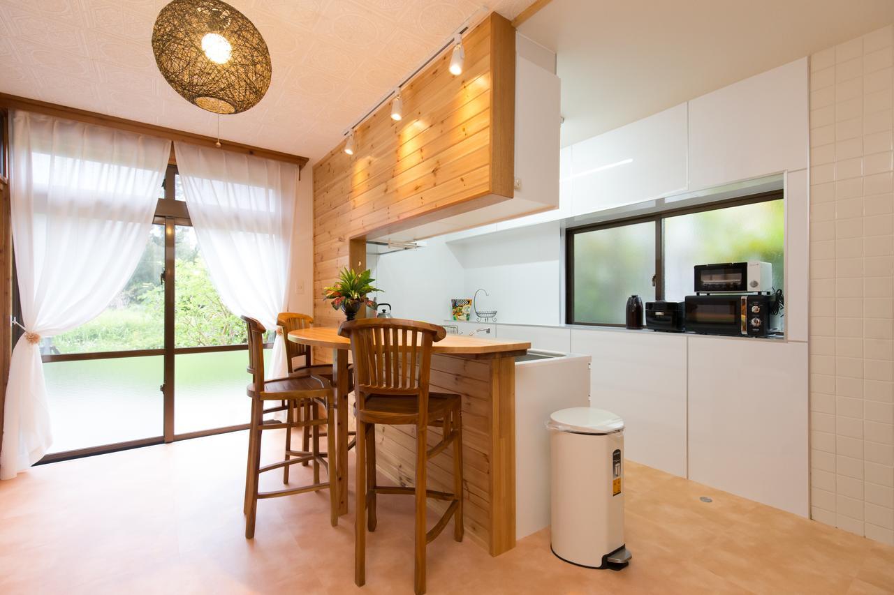 South Window Onna-Son Apartment Nakama  Bagian luar foto